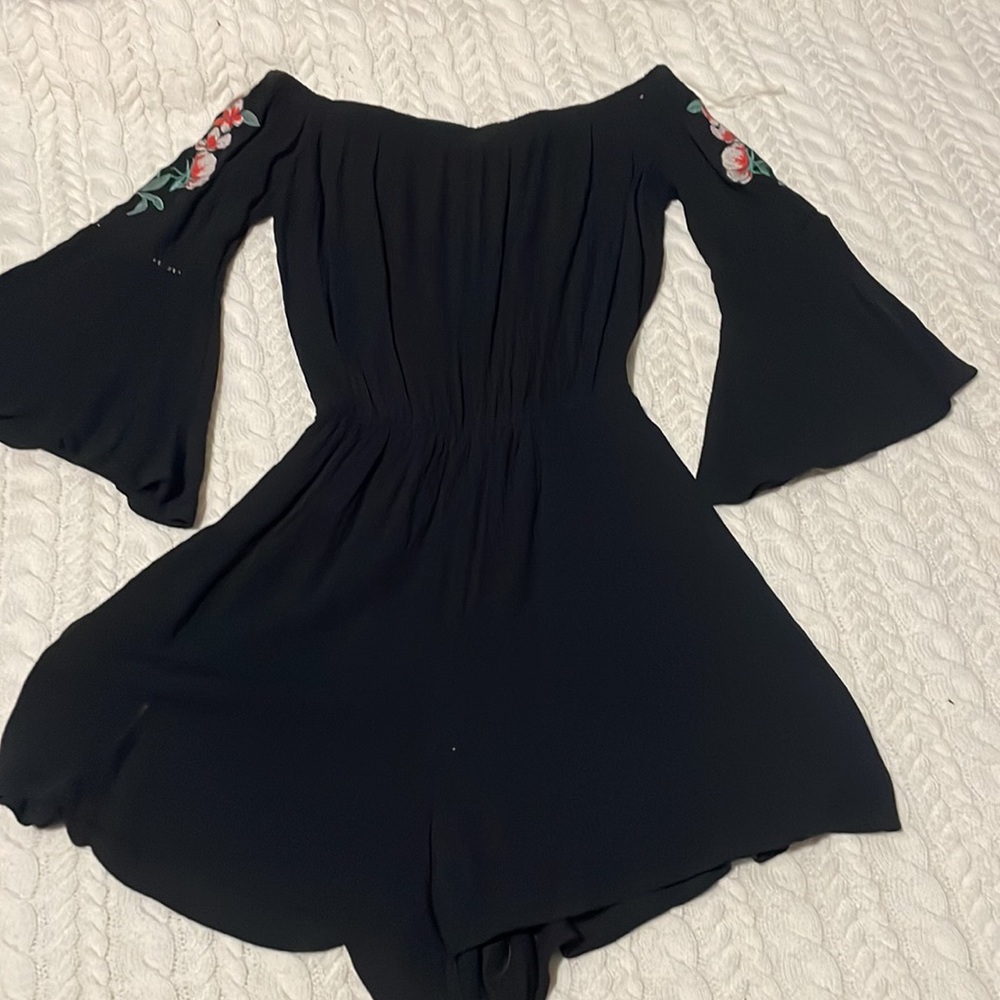 Romper - Picture 2 of 3